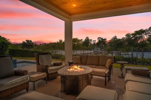 Villa ou maison à vendre à Port St. Lucie, Floride: 6 chambres, 577.2 m2 № 2176677 - photo 22