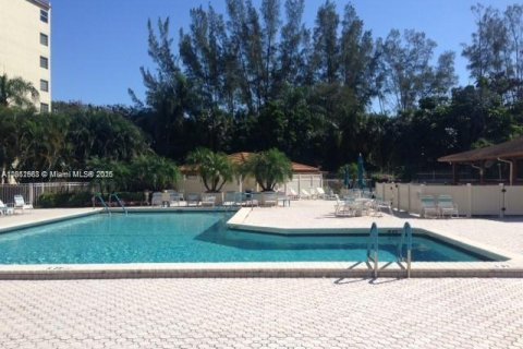 Condominio en venta en Lauderhill, Florida, 3 dormitorios, 164.44 m2 № 1762480 - foto 20