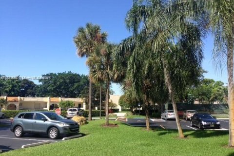Condominio en venta en Lauderhill, Florida, 3 dormitorios, 164.44 m2 № 1762480 - foto 10