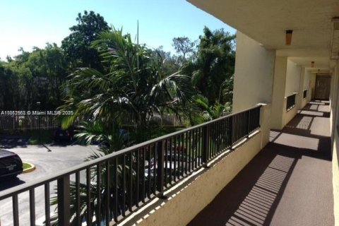 Condominio en venta en Lauderhill, Florida, 3 dormitorios, 164.44 m2 № 1762480 - foto 12