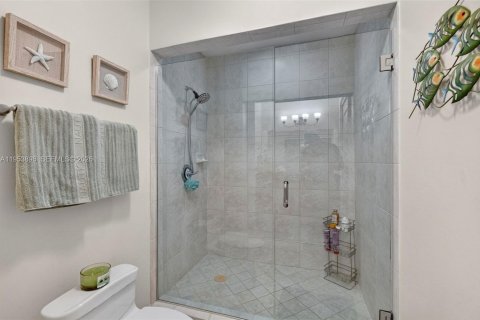 Купить кондоминиум в Уэстон, Флорида 2 спальни, 150.97м2, № 2186043 - фото 26
