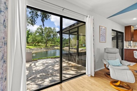 Adosado en venta en Sarasota, Florida, 3 dormitorios, 162.58 m2 № 2129696 - foto 18