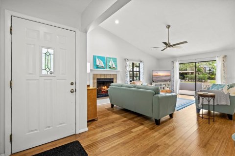 Adosado en venta en Sarasota, Florida, 3 dormitorios, 162.58 m2 № 2129696 - foto 2