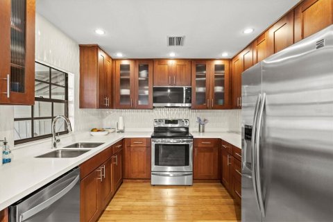 Adosado en venta en Sarasota, Florida, 3 dormitorios, 162.58 m2 № 2129696 - foto 9