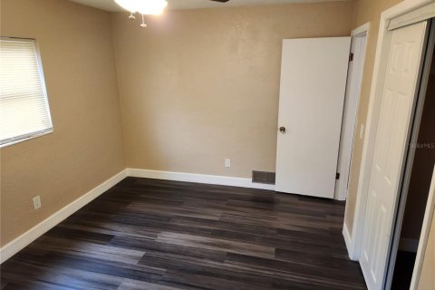 House in Ocala, Florida 4 bedrooms, 132.01 sq.m. № 2212250 - photo 22