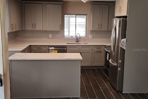 House in Ocala, Florida 4 bedrooms, 132.01 sq.m. № 2212250 - photo 29