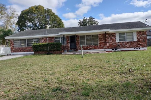 House in Ocala, Florida 4 bedrooms, 132.01 sq.m. № 2212250 - photo 14