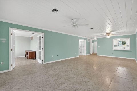 Condo in St. Lucie, Florida, 2 bedrooms № 2082459 - photo 21