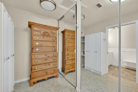 Condo in St. Lucie, Florida, 2 bedrooms № 2082459 - photo 28