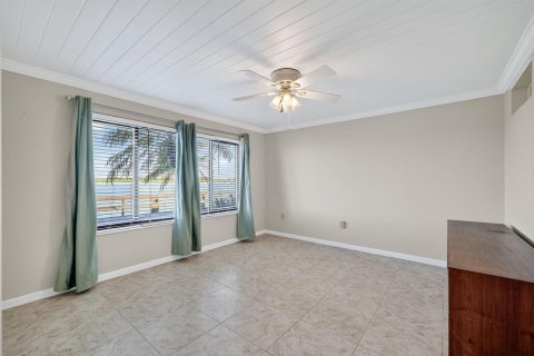 Condo in St. Lucie, Florida, 2 bedrooms № 2082459 - photo 25