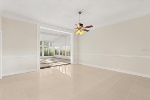 House in Orlando, Florida 3 bedrooms, 119.94 sq.m. № 2122590 - photo 8