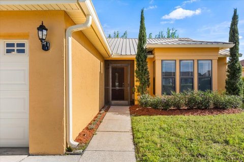 House in Orlando, Florida 3 bedrooms, 119.94 sq.m. № 2122590 - photo 5