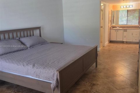 Снять в аренду кондоминиум в Санни-Айлс-Бич, Флорида 2 спальни, 120.22м2, № 1943865 - фото 8