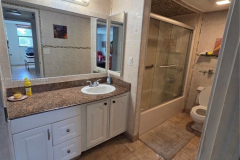 Снять в аренду кондоминиум в Санни-Айлс-Бич, Флорида 2 спальни, 120.22м2, № 1943865 - фото 14