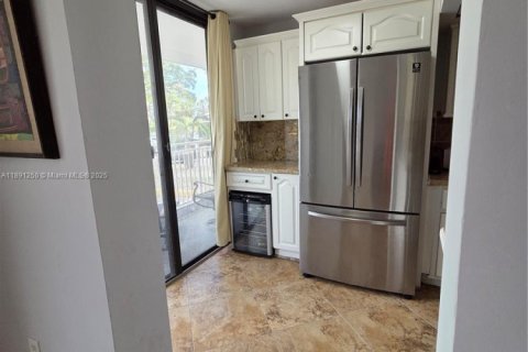 Снять в аренду кондоминиум в Санни-Айлс-Бич, Флорида 2 спальни, 120.22м2, № 1943865 - фото 25