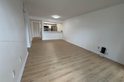 Condo à Hialeah, Floride, 2 chambres  № 2325508