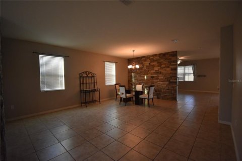House in Orlando, Florida 4 bedrooms, 305.46 sq.m. № 1846729 - photo 6