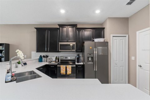 Adosado en venta en Davenport, Florida, 2 dormitorios, 129.51 m2 № 1657173 - foto 11