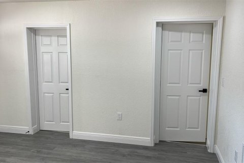 House in DeLand, Florida 3 bedrooms, 81.1 sq.m. № 1765837 - photo 7