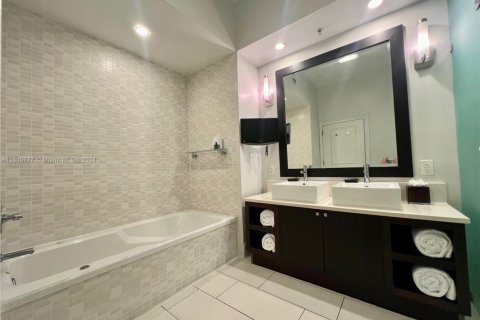 Copropriété à vendre à Doral, Floride: 1 chambre, 99.41 m2 № 1938331 - photo 29
