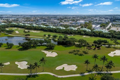 Copropriété à vendre à Doral, Floride: 1 chambre, 99.41 m2 № 1938331 - photo 5