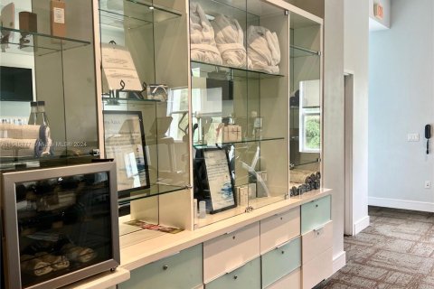 Copropriété à vendre à Doral, Floride: 1 chambre, 99.41 m2 № 1938331 - photo 13