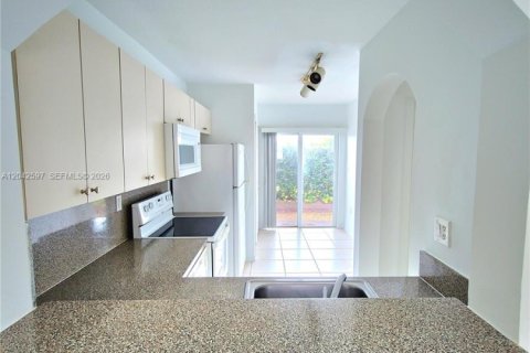 Condominio en venta en Homestead, Florida, 2 dormitorios, 85.47 m2 № 2168058 - foto 4