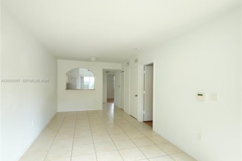 Condominio en venta en Homestead, Florida, 2 dormitorios, 85.47 m2 № 2168058 - foto 3