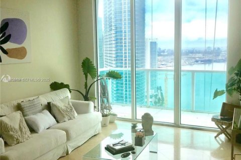 Condo in Miami, Florida, 3 bedrooms № 1984044 - photo 7