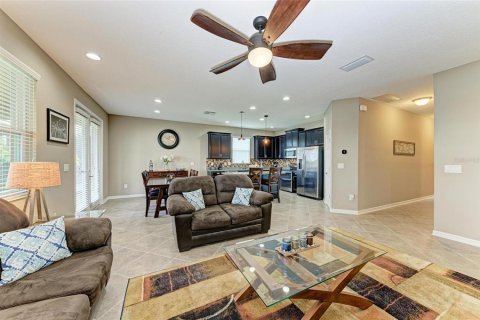 Купить виллу или дом в Парриш, Флорида 8 комнат, 221.57м2, № 1905423 - фото 12