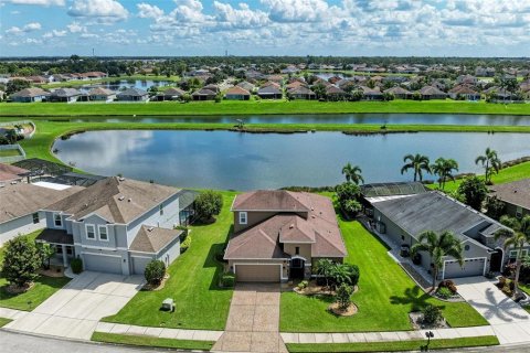 Купить виллу или дом в Парриш, Флорида 8 комнат, 221.57м2, № 1905423 - фото 3