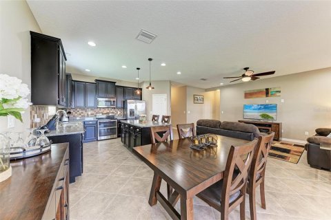 Купить виллу или дом в Парриш, Флорида 8 комнат, 221.57м2, № 1905423 - фото 14