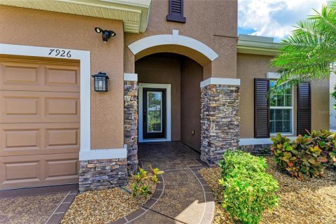 Купить виллу или дом в Парриш, Флорида 8 комнат, 221.57м2, № 1905423 - фото 6