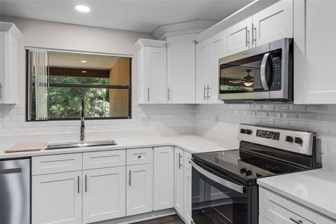 Casa en alquiler en Apopka, Florida, 5 dormitorios, 249.91 m2 № 1886713 - foto 14