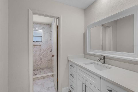 Casa en alquiler en Apopka, Florida, 5 dormitorios, 249.91 m2 № 1886713 - foto 16