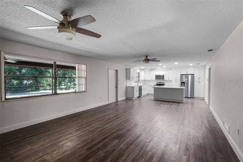 Casa en alquiler en Apopka, Florida, 5 dormitorios, 249.91 m2 № 1886713 - foto 15