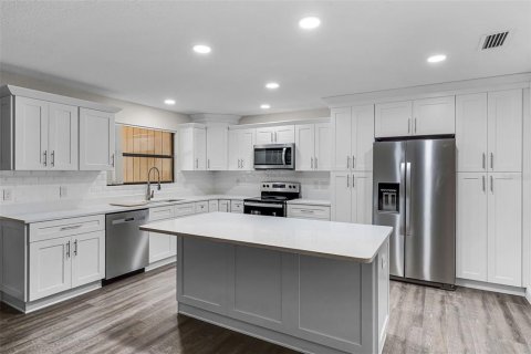 Casa en alquiler en Apopka, Florida, 5 dormitorios, 249.91 m2 № 1886713 - foto 3