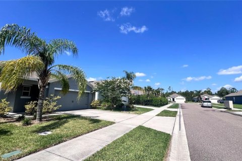 Casa en alquiler en New Smyrna Beach, Florida, 3 dormitorios, 149.94 m2 № 1800401 - foto 2