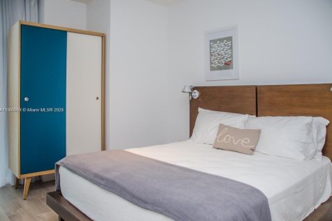 Hôtel, hôtellerie à vendre à Miami Beach, Floride: 1 chambre, 46.64 m2 № 1985044 - photo 5