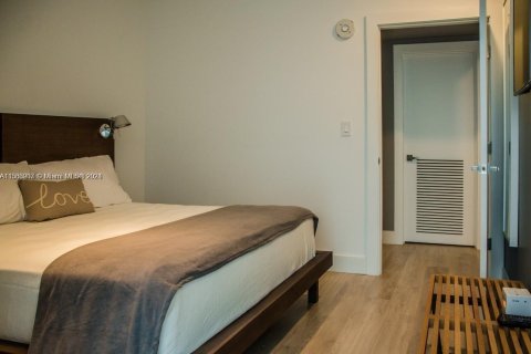 Hôtel, hôtellerie à vendre à Miami Beach, Floride: 1 chambre, 46.64 m2 № 1985044 - photo 4