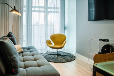 Hôtel, hôtellerie à vendre à Miami Beach, Floride: 1 chambre, 46.64 m2 № 1985044 - photo 3