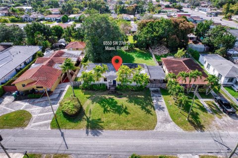 Casa en alquiler en Miami, Florida, 3 dormitorios, 144 m2 № 2039848 - foto 13