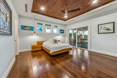 House in Longboat Key, Florida 6 bedrooms, 595.32 sq.m. № 761688 - photo 25
