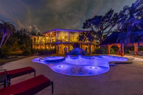 House in Longboat Key, Florida 6 bedrooms, 595.32 sq.m. № 761688 - photo 3