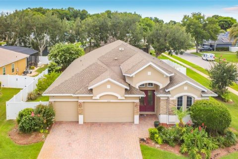 Villa ou maison à vendre à Apopka, Floride: 4 chambres, 240.52 m2 № 2223602 - photo 4