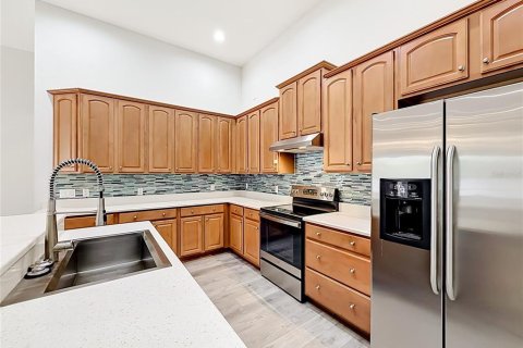 Villa ou maison à vendre à Apopka, Floride: 4 chambres, 240.52 m2 № 2223602 - photo 17