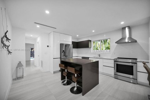 Casa en venta en Hollywood, Florida, 3 dormitorios, 123.75 m2 № 1984130 - foto 6