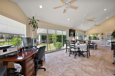 House in The Villages, Florida 3 bedrooms, 232.63 sq.m. № 1915585 - photo 26