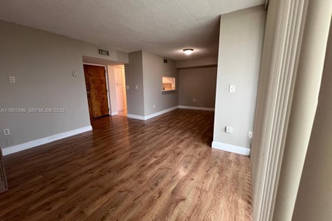Appartement à louer à Miami, Floride: 2 chambres, 83.43 m2 № 2009224 - photo 7