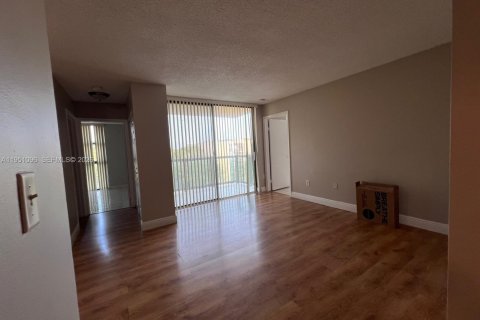 Appartement à louer à Miami, Floride: 2 chambres, 83.43 m2 № 2009224 - photo 5